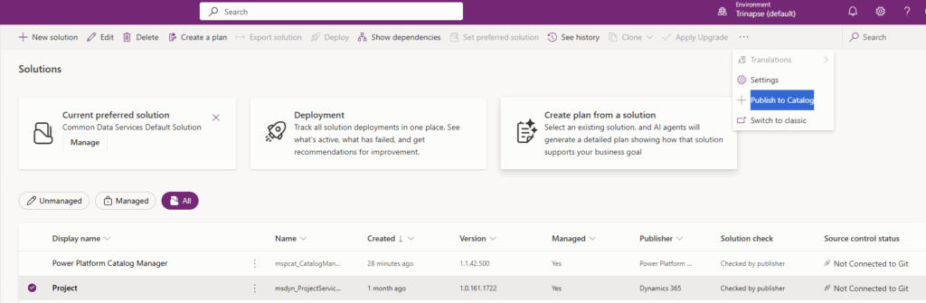 Tela de Solutions no Power Platform com menu de opções aberto e a ação “Publish to Catalog” destacada em azul.